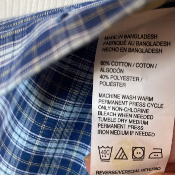 NWOT Mens Izod no iron size xl button down shirt. Blue checked pattern. - Picture 8 of 8